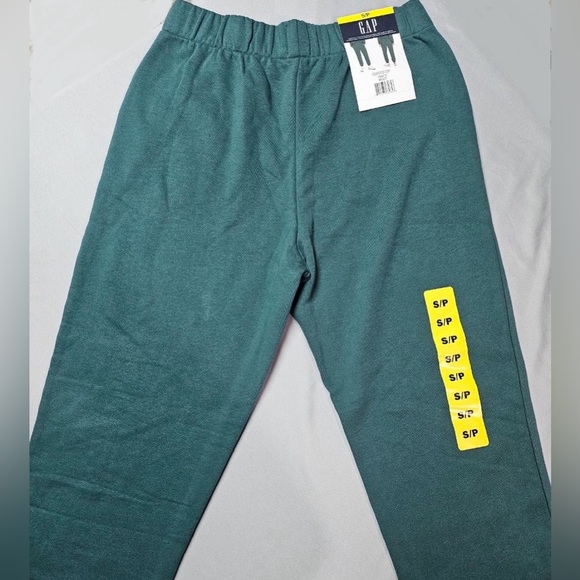 GAP Relaxed Jogging Pants in Green NWT - Picture 3 of 4
